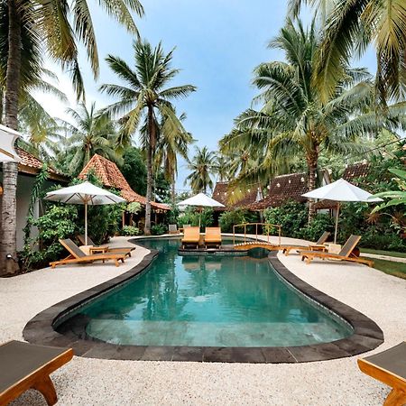 Coconut Garden Resort Gili Trawangan Buitenkant foto