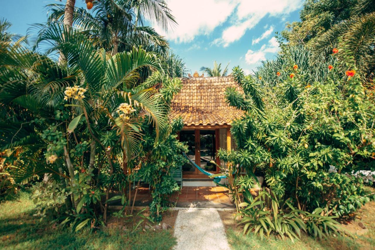 Coconut Garden Resort Gili Trawangan Buitenkant foto