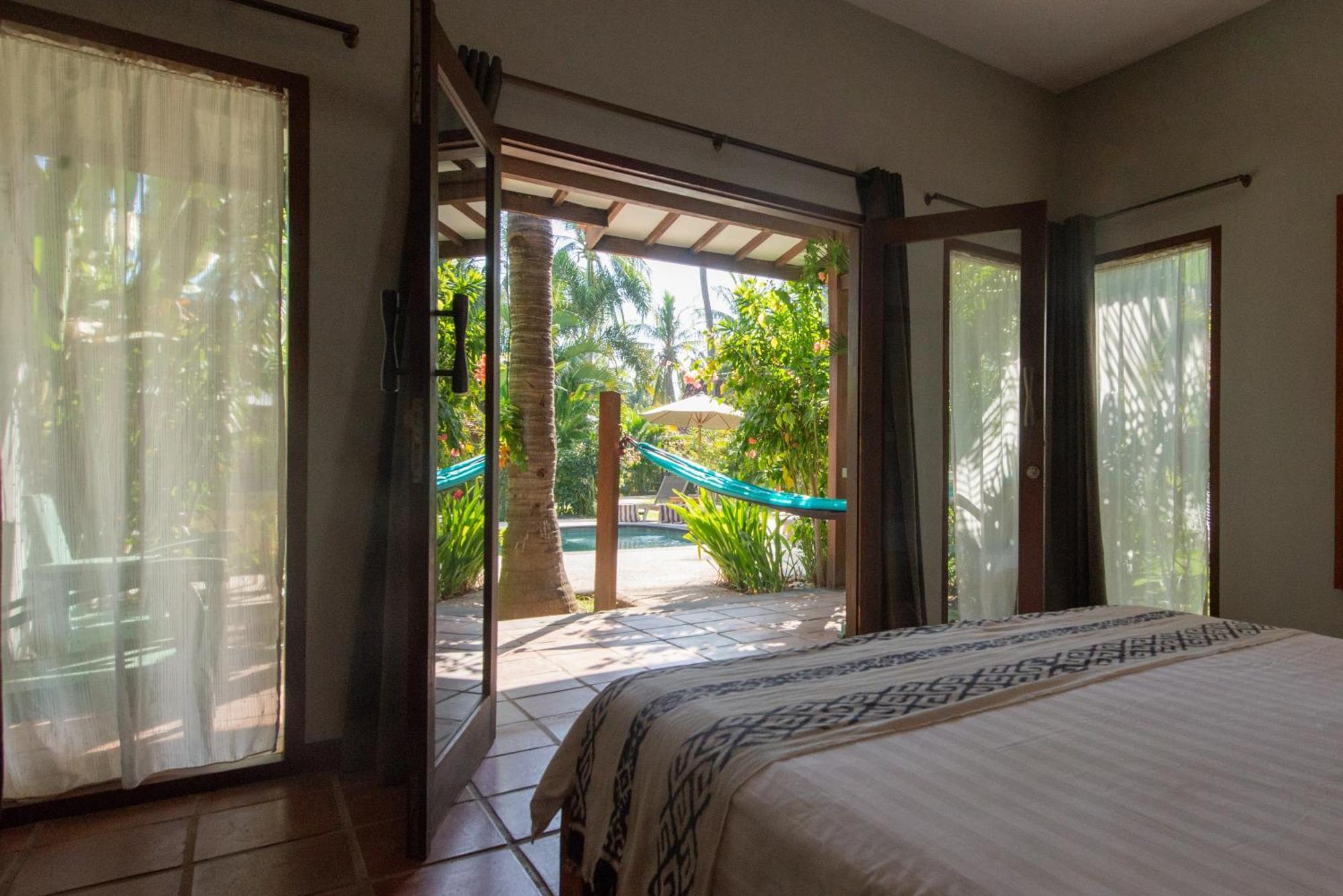 Coconut Garden Resort Gili Trawangan Buitenkant foto