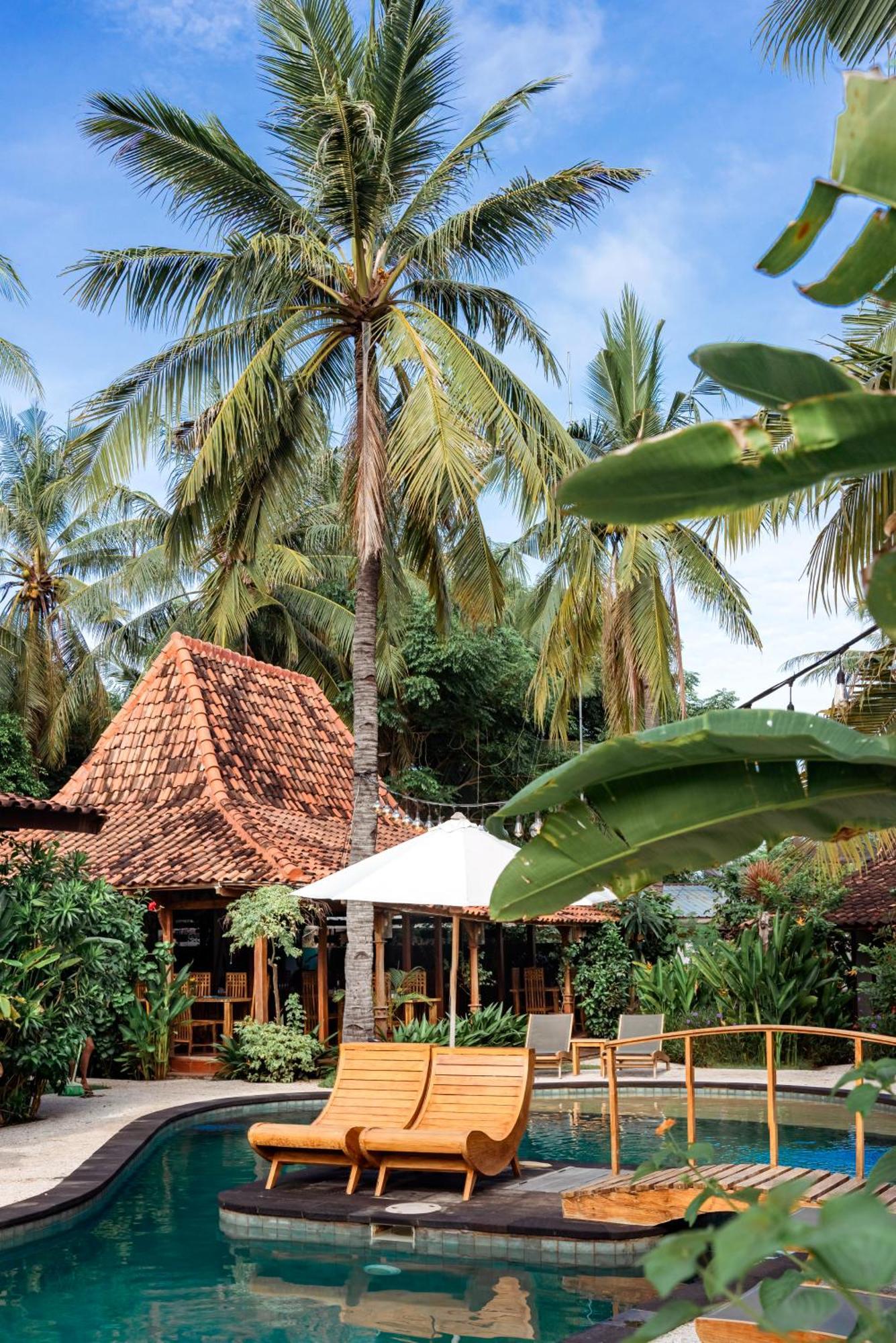 Coconut Garden Resort Gili Trawangan Buitenkant foto