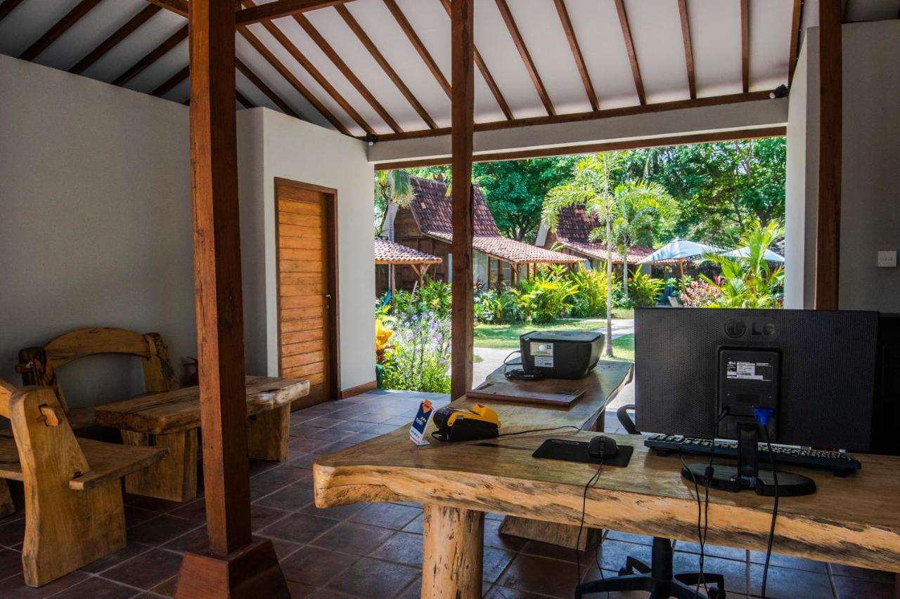 Coconut Garden Resort Gili Trawangan Buitenkant foto
